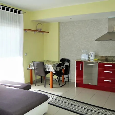Apartamento Max Garden Apartment *
